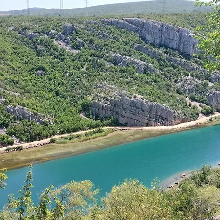 Zrmanja Self Check-in *